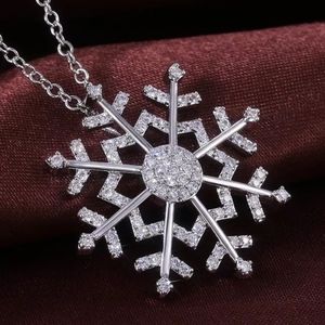 Snow Flake Necklace